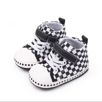 Capáčky 0-6 měsíců - BB2256 - čiernobiele štvorčeky