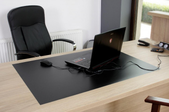 Ochranná podložka pod stoličky 120/90 cm 0,5 mm čierna