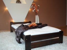 Posteľ masív Európa - ORECH 80x200 + matrace Vitality + rošt ZADARMO