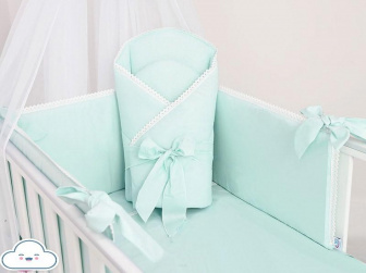 Postieľka s kompletnou výbavou koronka zelená