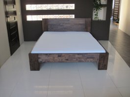 Posteľ LK4 90x200 cm - bukový masív o sile 4 cm + rošt ZADARMO