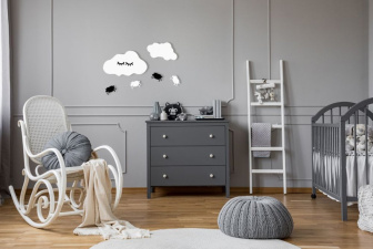 Drevená dekorácia na stenu - mráčiky s ovečkami