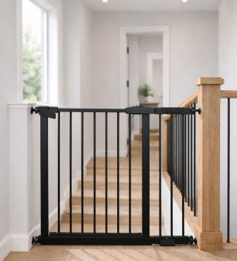 Zábrana Pupyhou 118-125 cm - dvere/schody - čierna